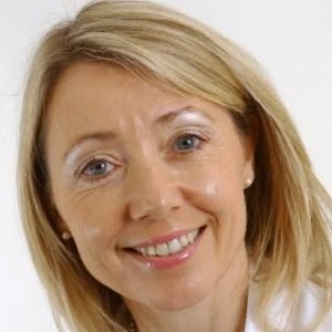 Lesley Nash Photo 27