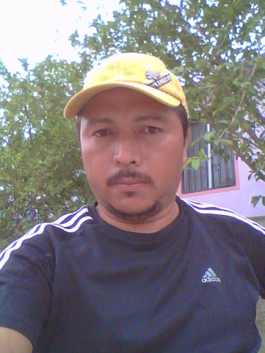 Rey Torres Photo 6