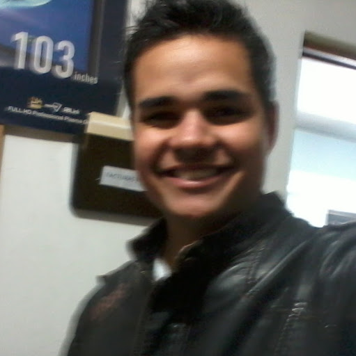 Aaron Ramirez Photo 29