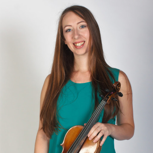 Alyssa Stevenson Photo 3