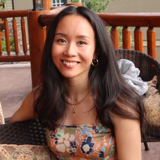 Annie Dinh Photo 33