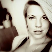 Michelle Kainz Photo 6