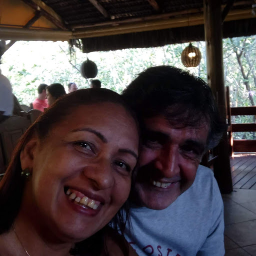 Sandra Santiago Photo 20