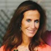 Joy Williamson Photo 26