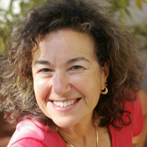 Maxine Cooper Photo 32