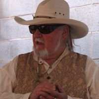 Jackie Hodges Photo 16