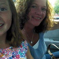 Donna Rowe Photo 18