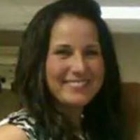 Elizabeth Hirst Photo 20