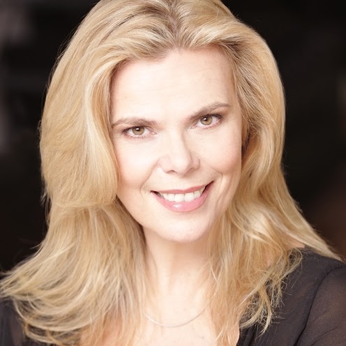 Laura Robinson Photo 37
