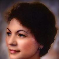 Elizabeth Mosca Photo 14