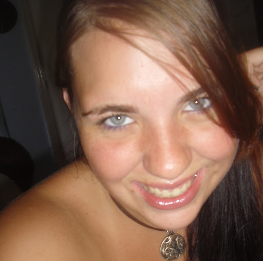 Megan Carroll Photo 33
