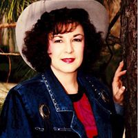 Paula Bradford Photo 8