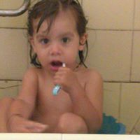 Lisa Duarte Photo 11