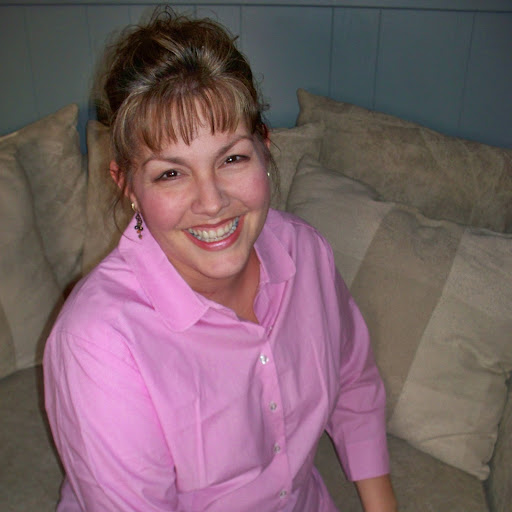 Lisa Guthrie Photo 28