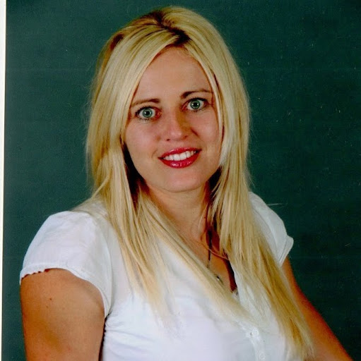 Julie Tremblay Photo 25