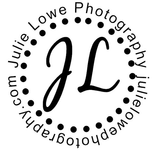 Julie Lowe Photo 39