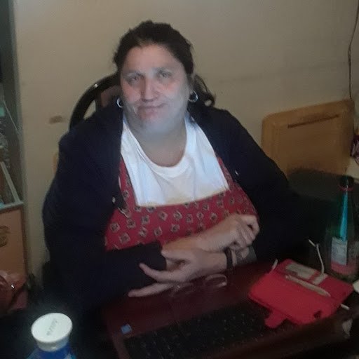 Arlene White Photo 34