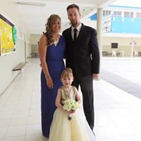 Michelle Arseneau Photo 15