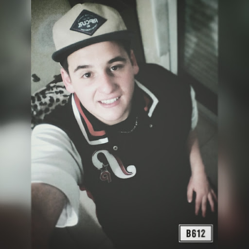 Cristian Perez Photo 32