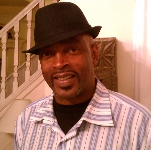 Darryl Ellis Photo 32