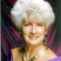 Ruth Jacobsen Photo 24