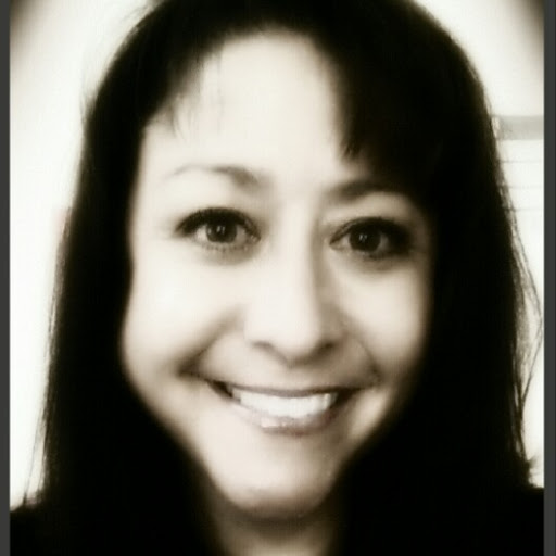 Julia Cowing Photo 3