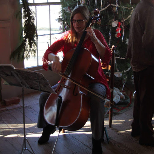 Kristin Whitten Photo 4