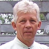 Dennis Watts Photo 40