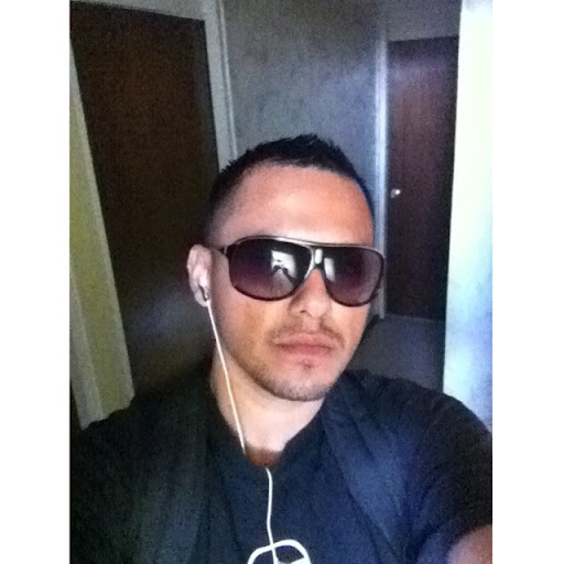 Jose Villalobos Photo 35