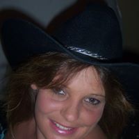 Julie Sargent Photo 28