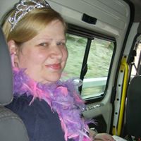 Jennifer Rourke Photo 11