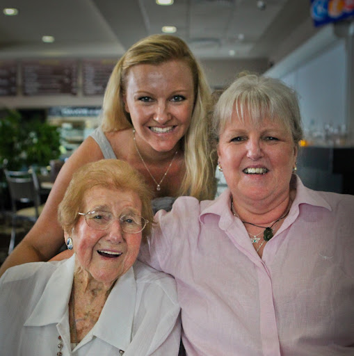 Ann Lange Photo 36