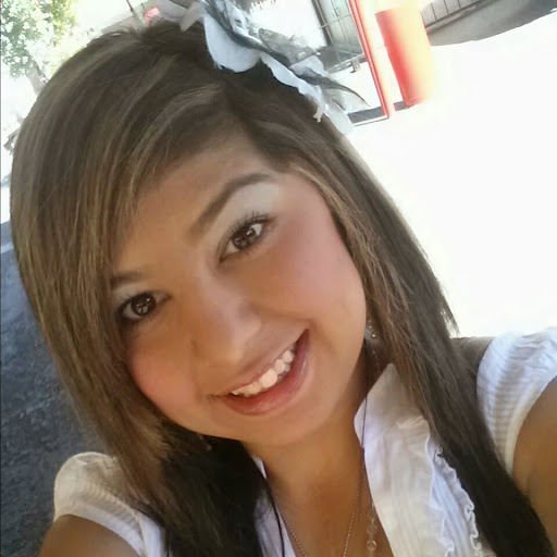 Candace Lopez Photo 38