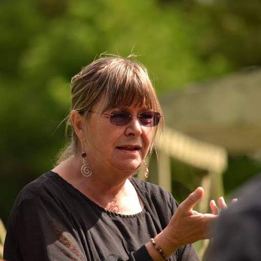 Denise Gagnon Photo 17