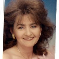 Anita Larson Photo 14