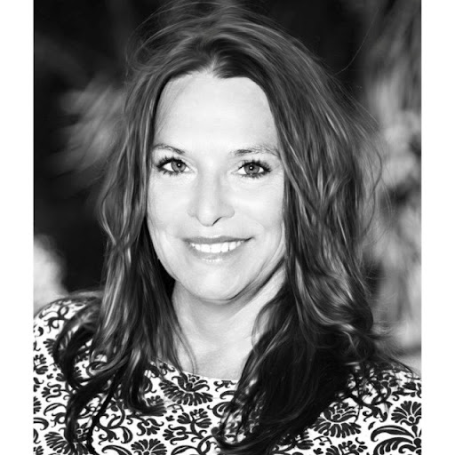 Colleen Finnegan Photo 7