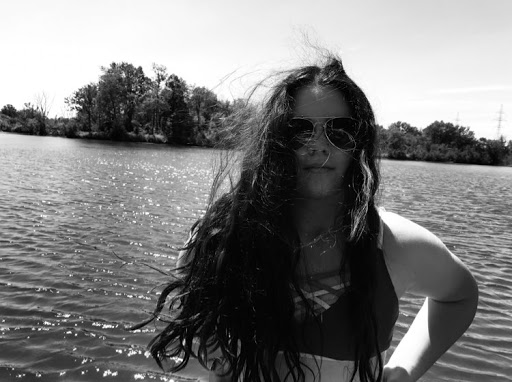 Arielle Smith Photo 30
