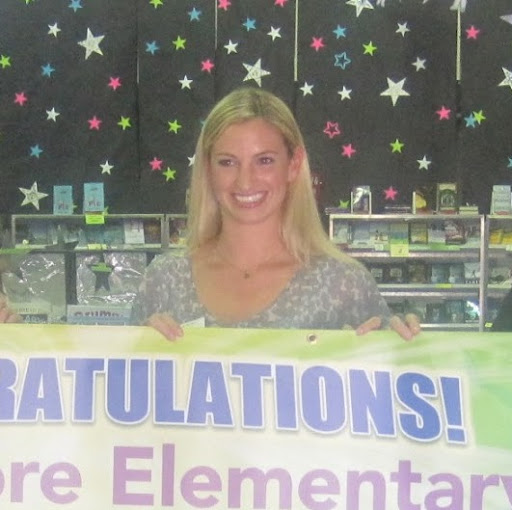 Michelle Mccarroll Photo 10