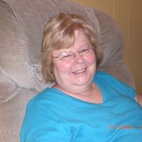 Sara Tooley Photo 9