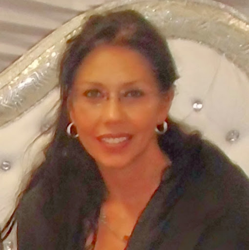 Laura Vitale Photo 41