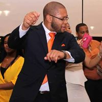 Chuck Colbert Photo 10