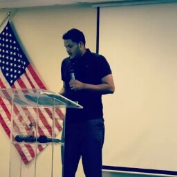 Edward Urrutia Photo 18