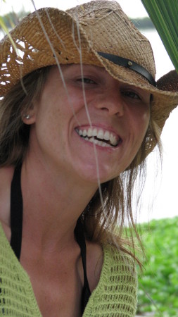Amy Petersen Photo 32