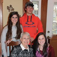 Sarah Pugh Photo 21