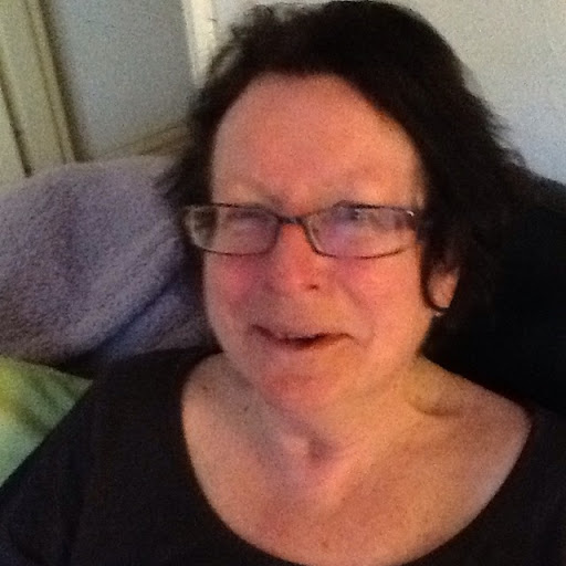 April Johnston Photo 35