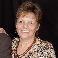 Diane Simmons Photo 33