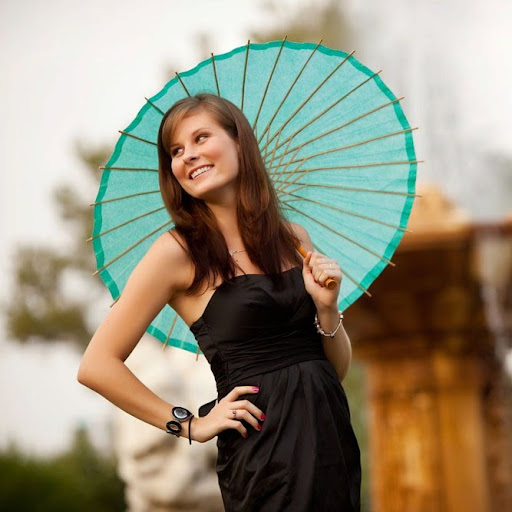 Michelle Slattery Photo 2