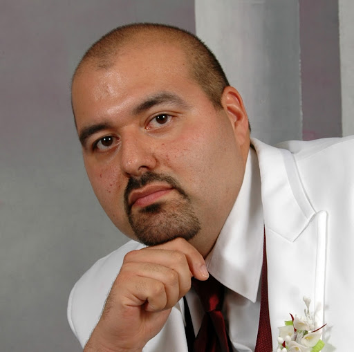 George Cuevas Photo 27
