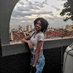 Gabriella Gomes Photo 4