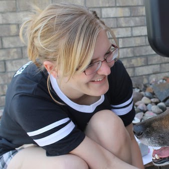 Allison Story Photo 26